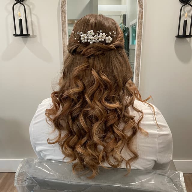 💐 Bridesmaid Bundle at Maggie Ohlman in Toledo, OH